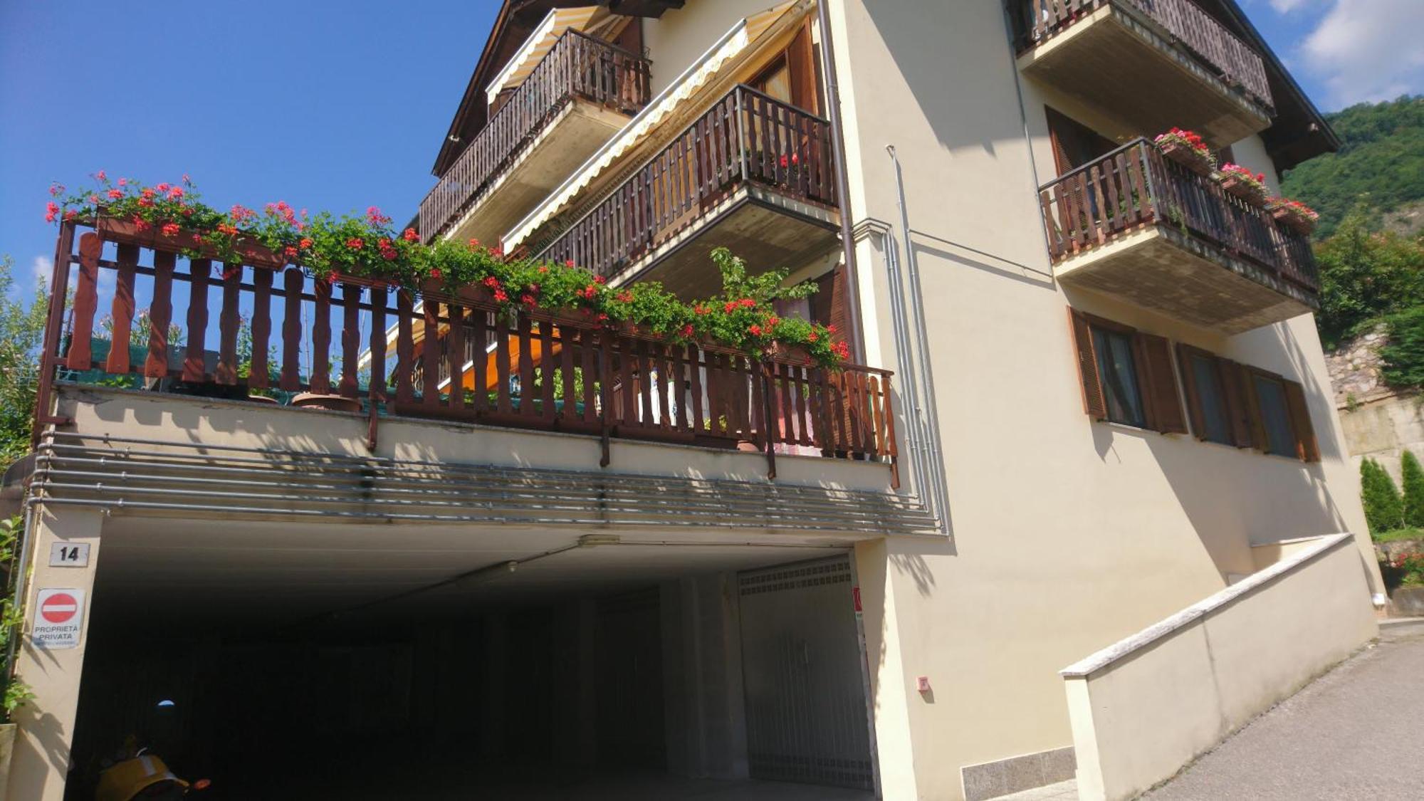Piccolo E Confortevole Tra Trento E Riva Del Garda Villa Lagarina Exterior photo
